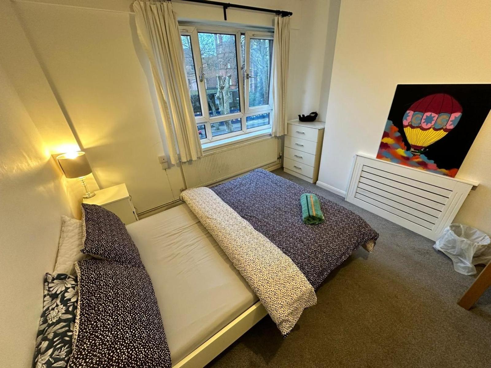 Victoria Park R4 Hotel London Bagian luar foto
